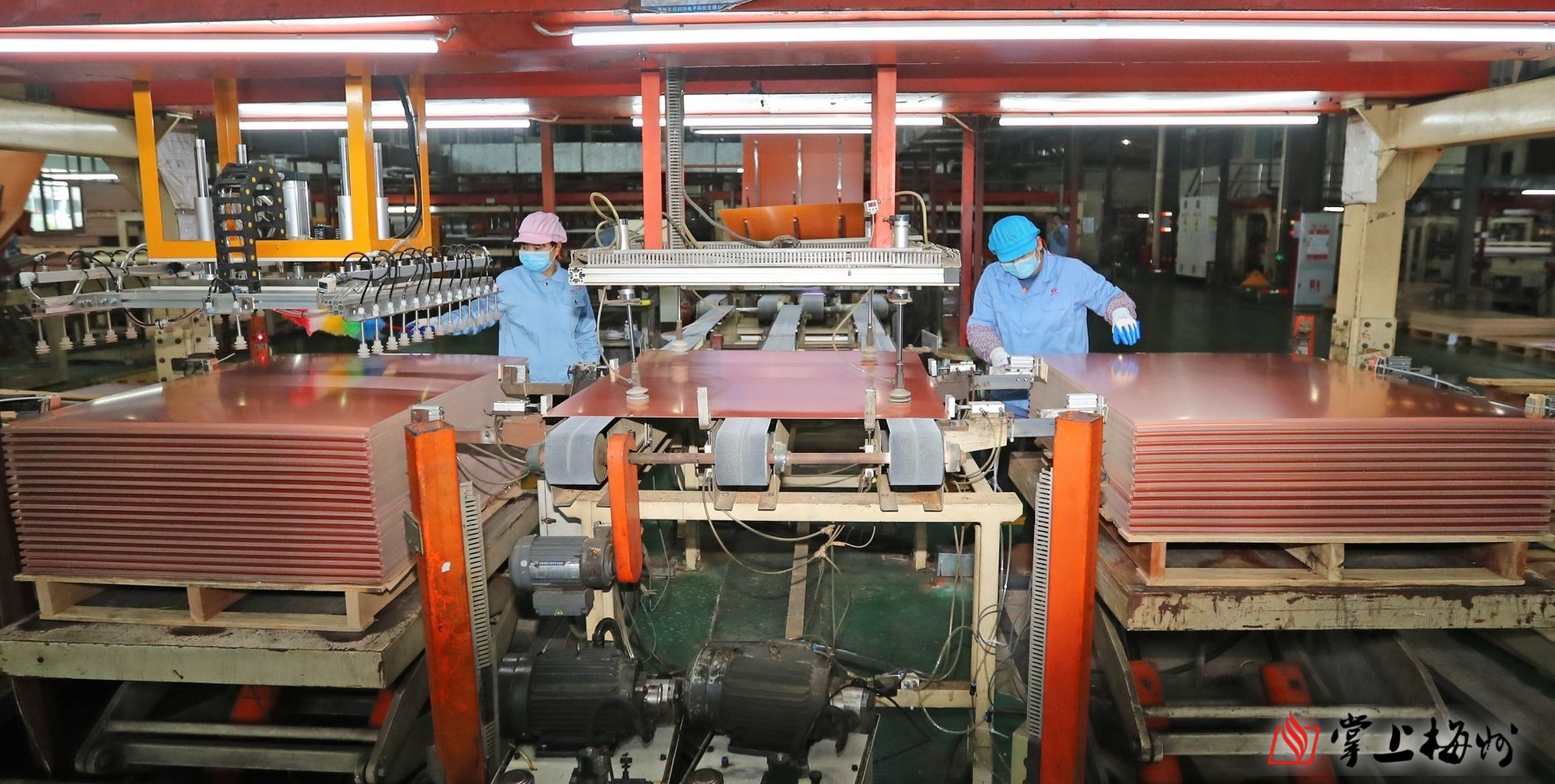 工業(yè)技改增產(chǎn)能 疫情之下“選客戶”！威利邦電子2021年產(chǎn)值突破10億元大關(guān)